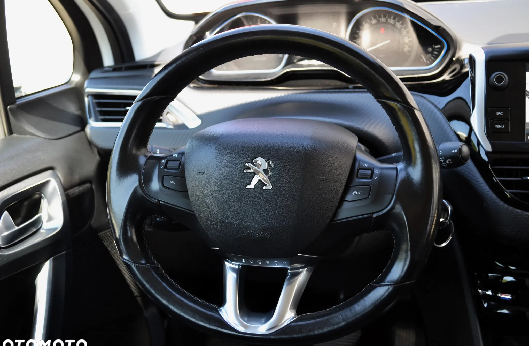 Peugeot 2008 cena 49900 przebieg: 138000, rok produkcji 2018 z Gdańsk małe 781